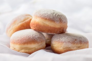 Bakels Yeast Raised Donut Mix (12kg Carton – 3x4kg bags)